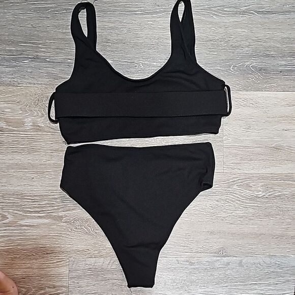 NEW Bikini  - Picture 4 of 6